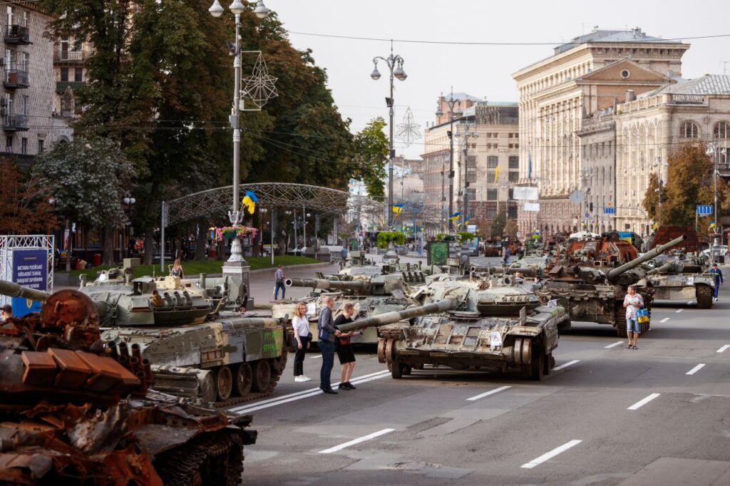 розбита російська техніка на параді у Києві